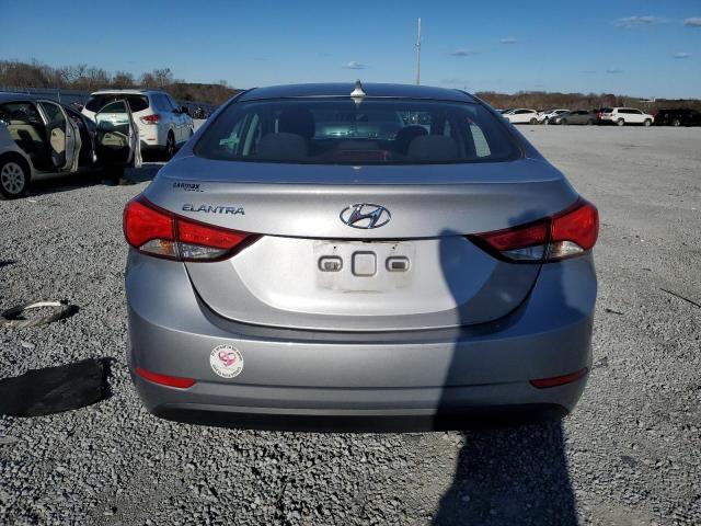 2015 Hyundai Elantra Se - Фото 6