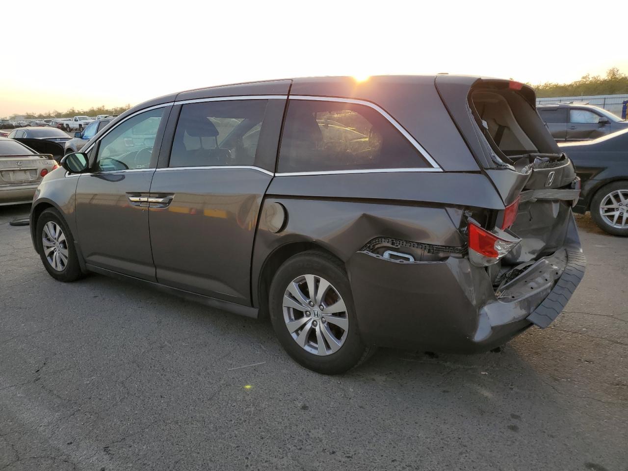 2016 HONDA ODYSSEY EX - Фото 2