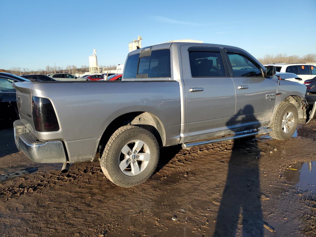 2019 RAM 1500 CLASS - Image 3