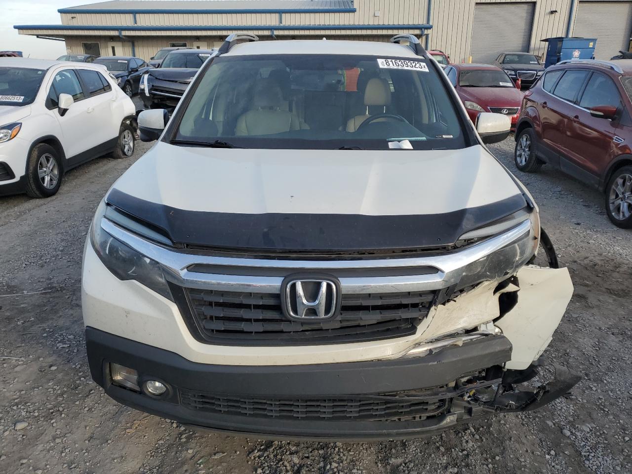 2017 HONDA RIDGELINE - Фото 5