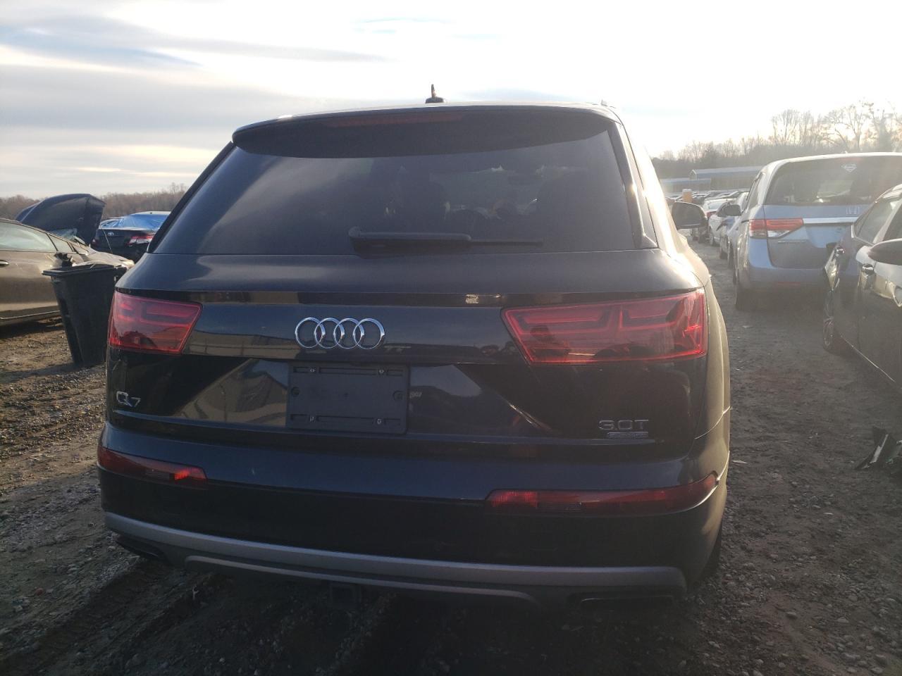 2017 AUDI Q7 PRESTIG - Image 6