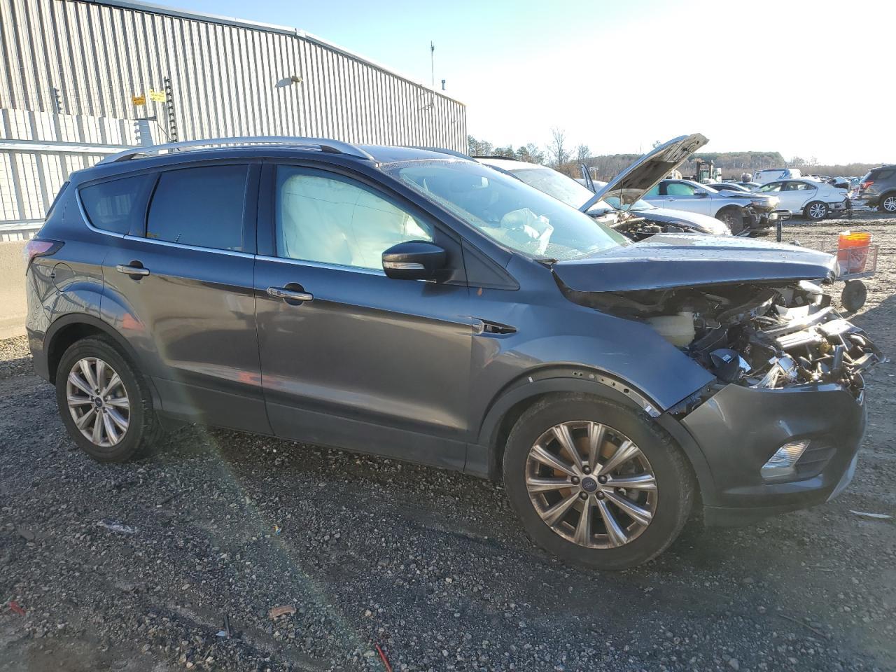 2017 FORD ESCAPE TIT - Image 4