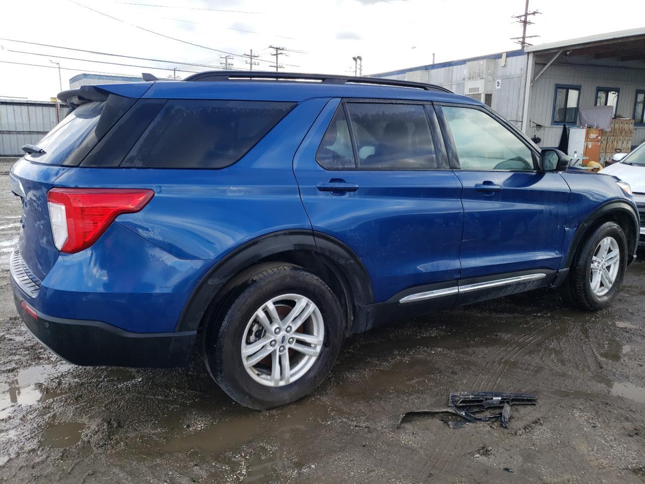 2022 FORD EXPLORER X - Фото 3