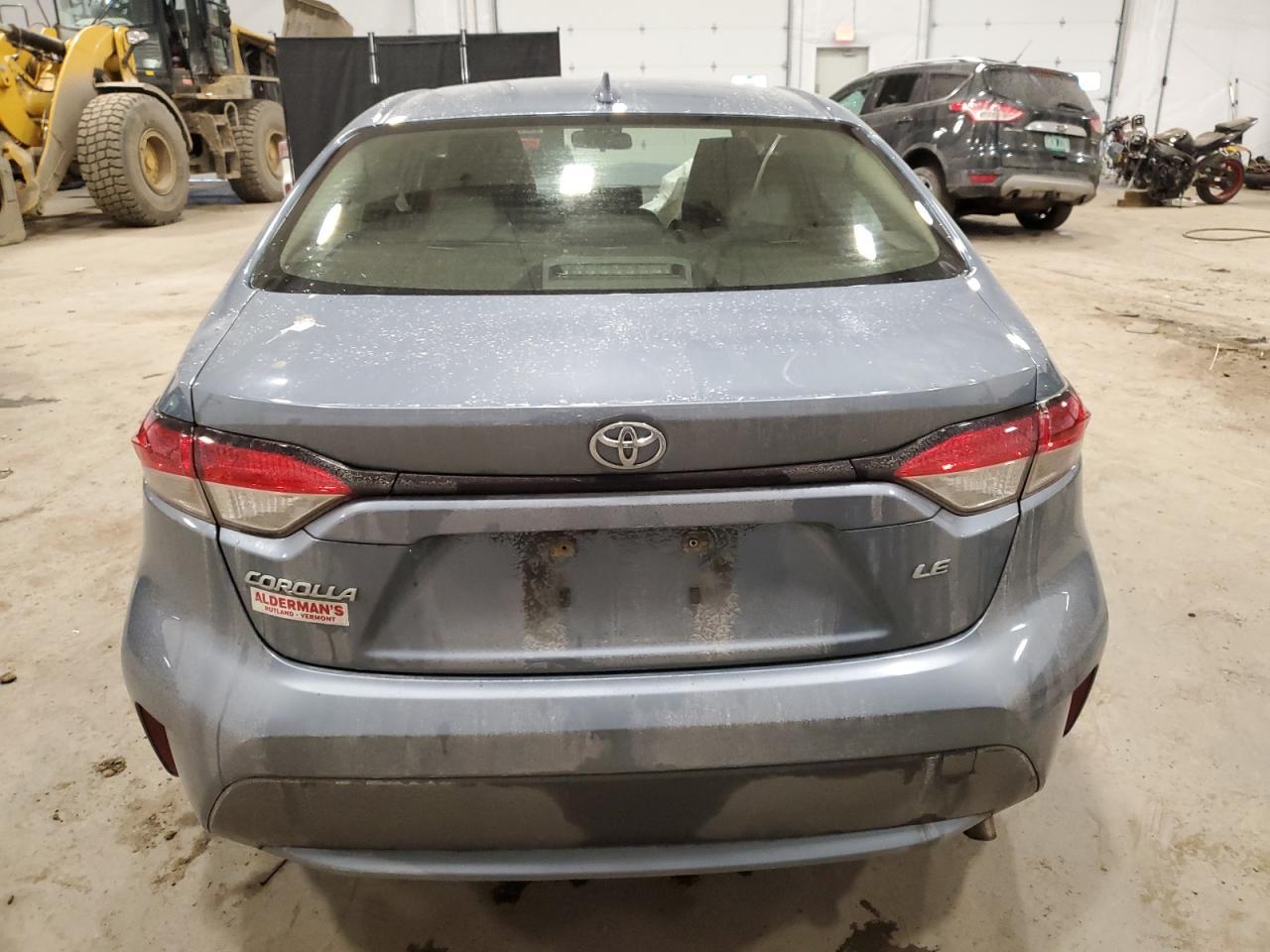 2022 TOYOTA COROLLA LE - Фото 6