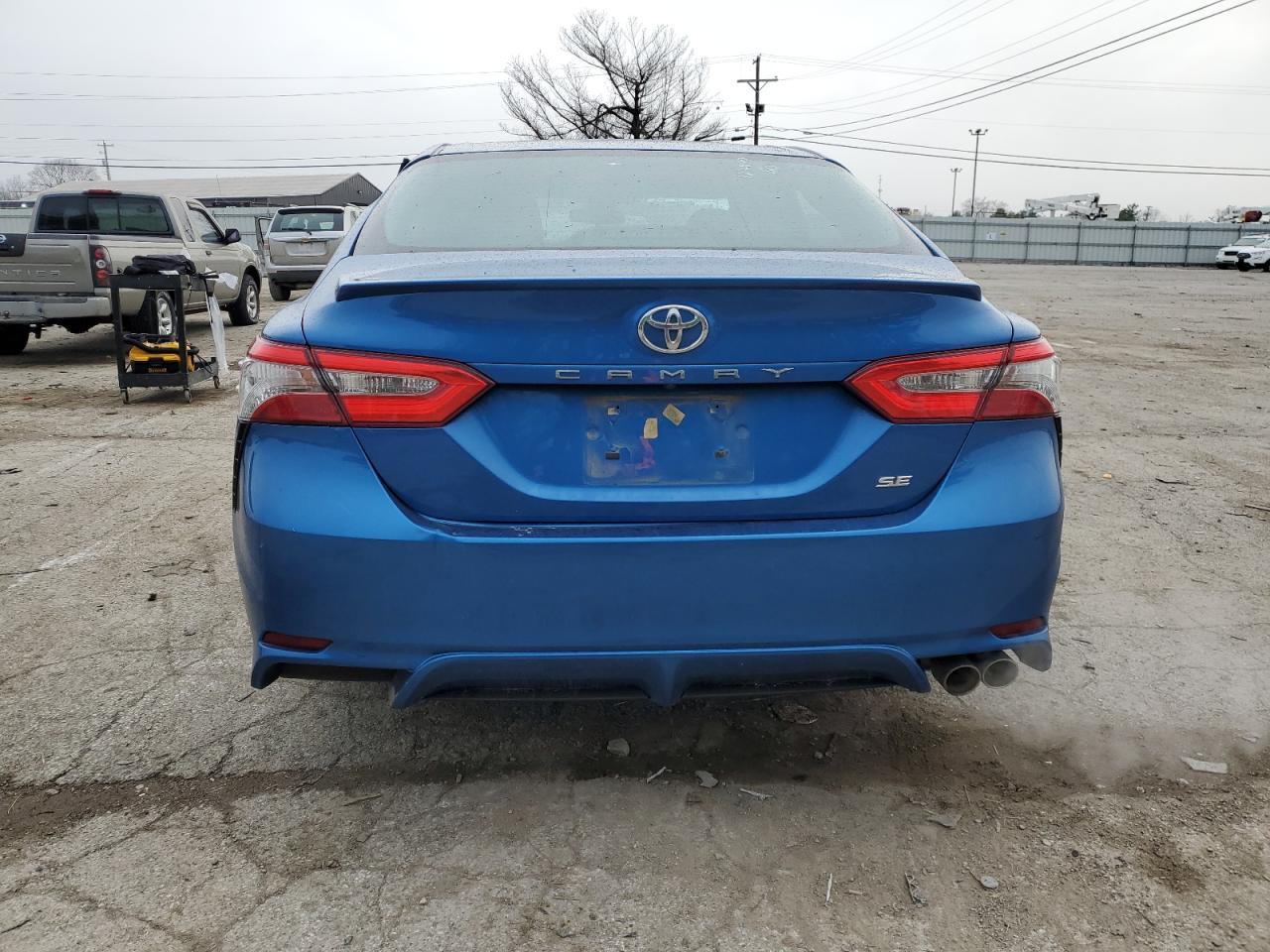 2018 TOYOTA CAMRY L - Image 6