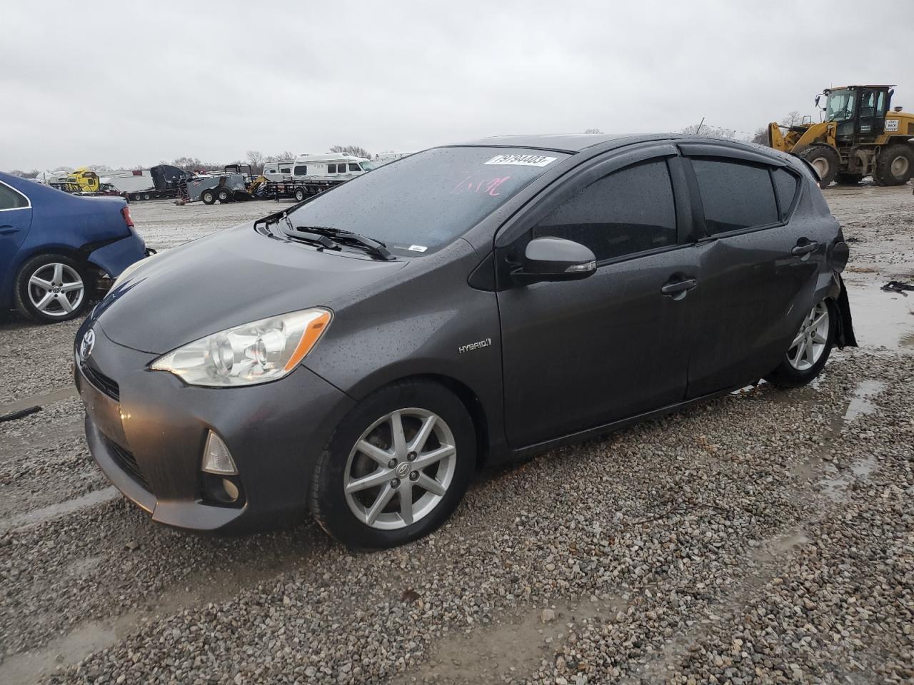 2013 TOYOTA PRIUS C car image