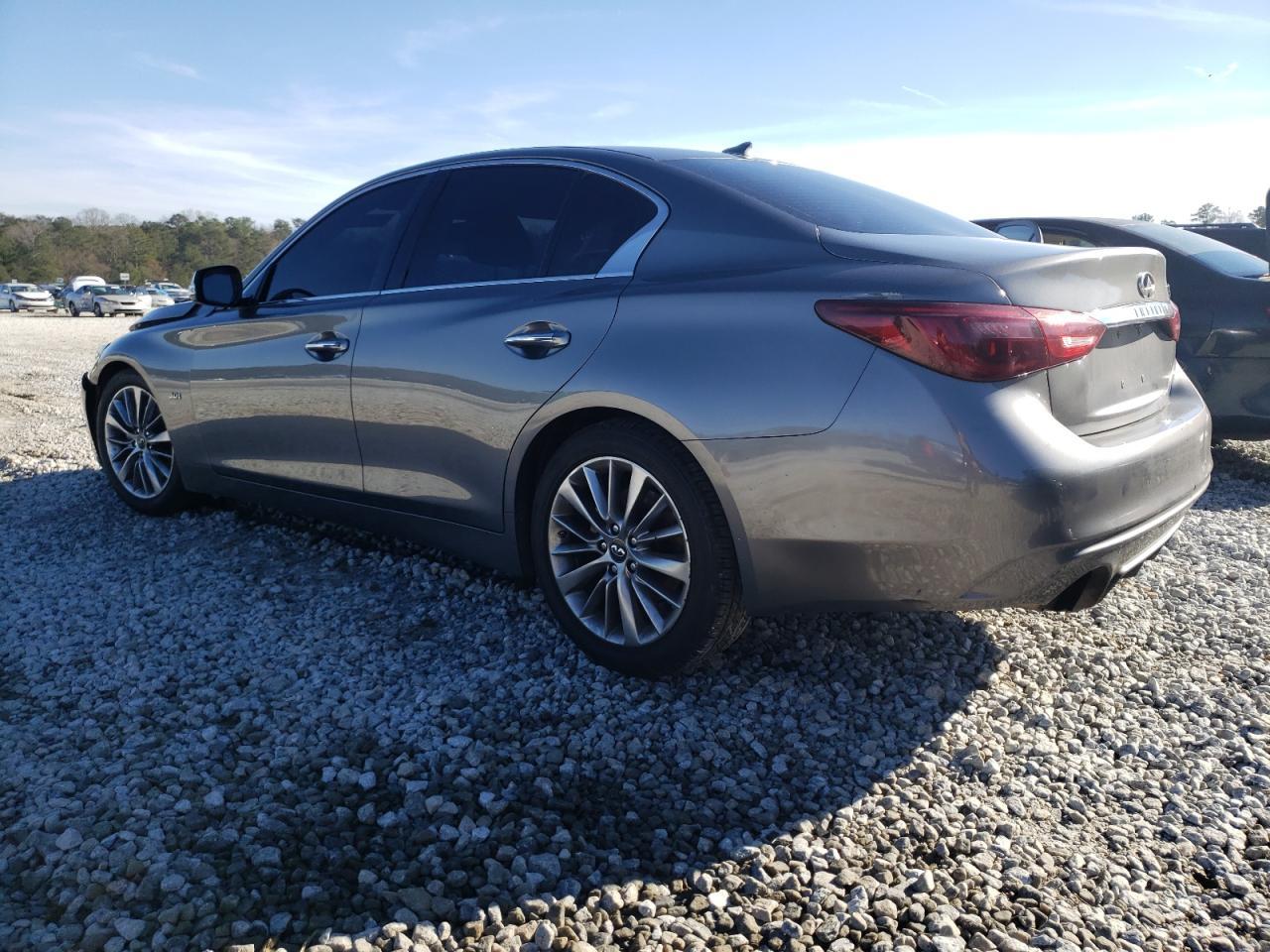 2018 INFINITI Q50 LUXE - Фото 2