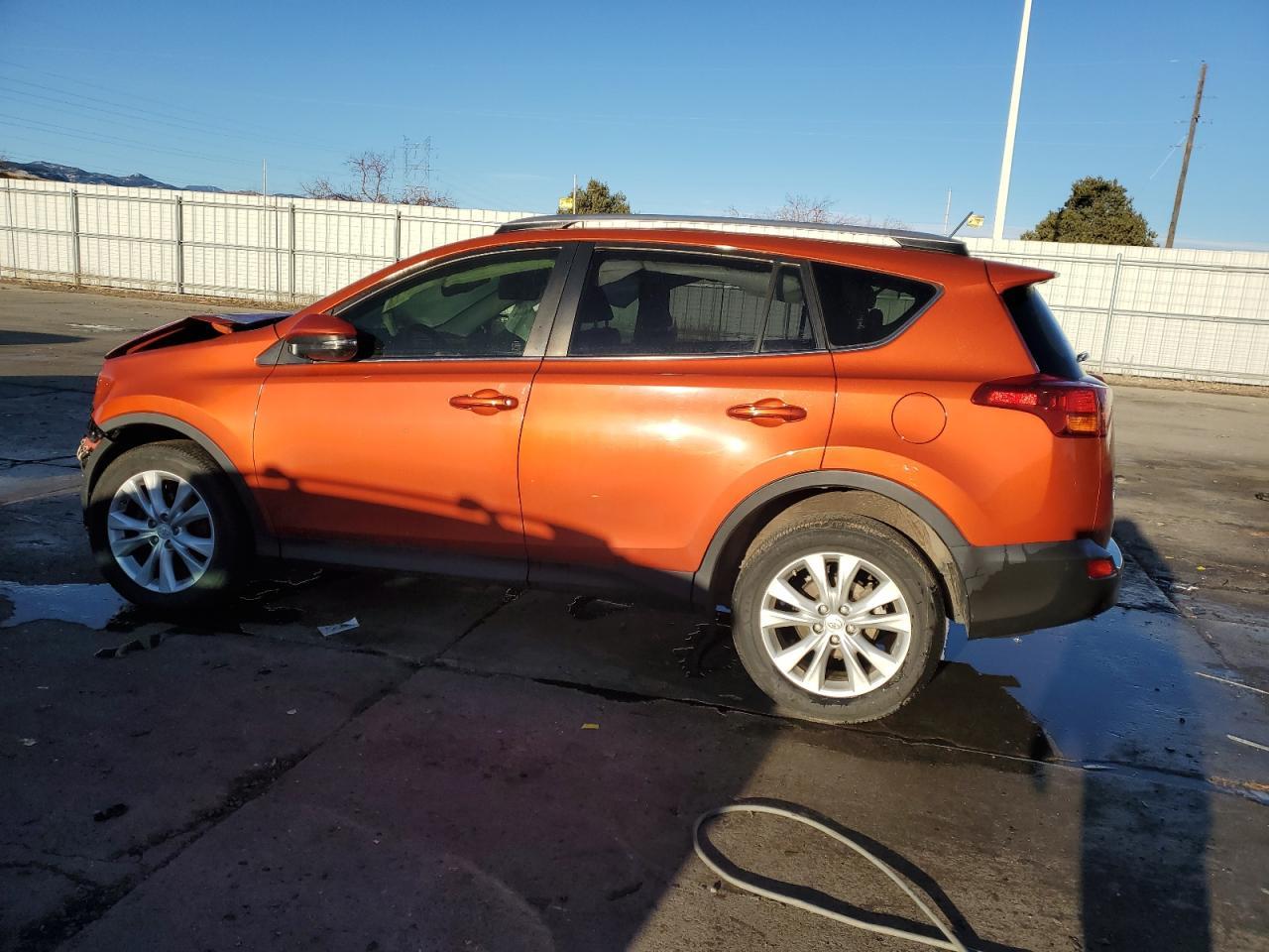 2015 TOYOTA RAV4 LIMIT - Image 2