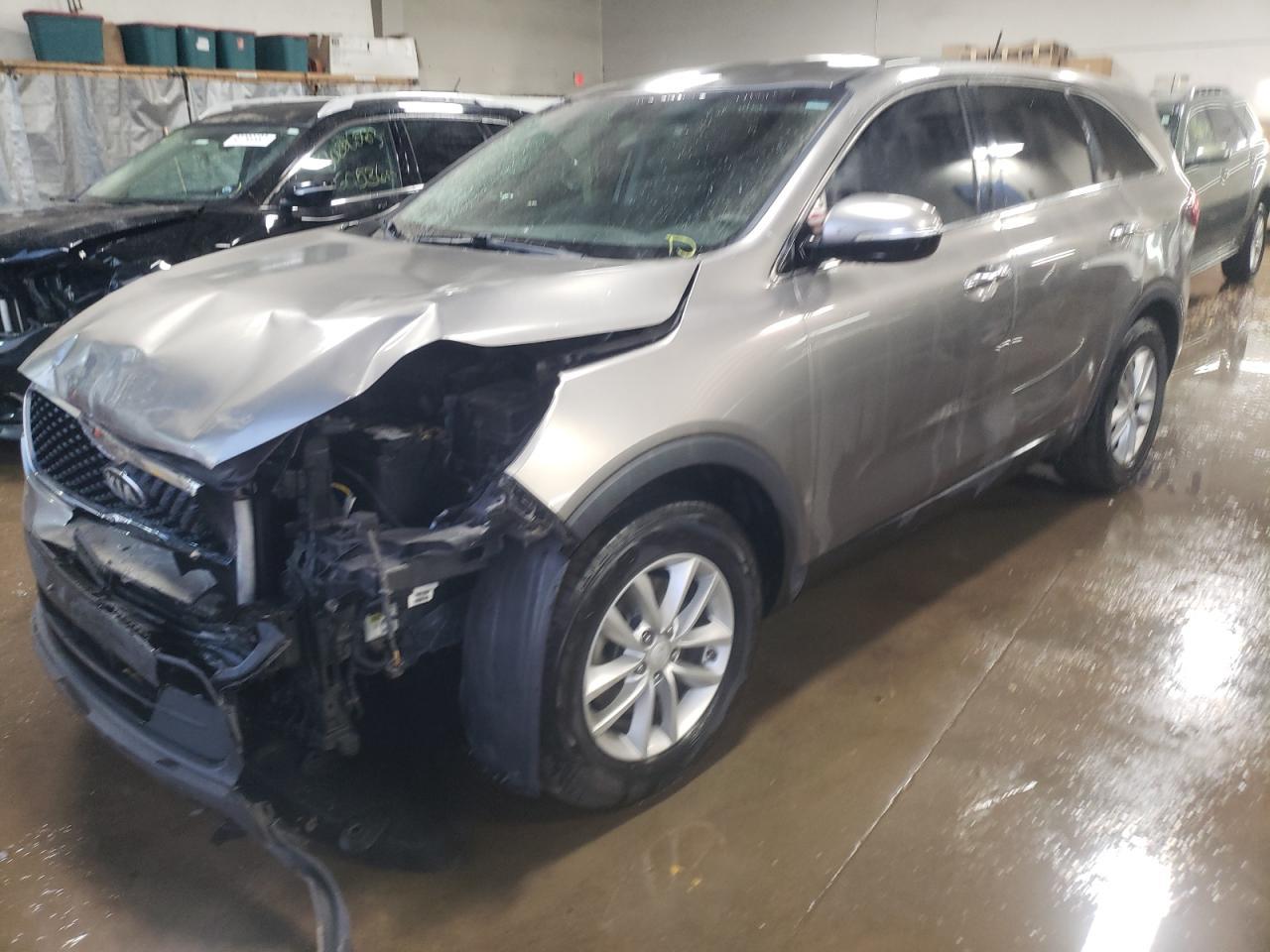 2017 KIA SORENTO LX