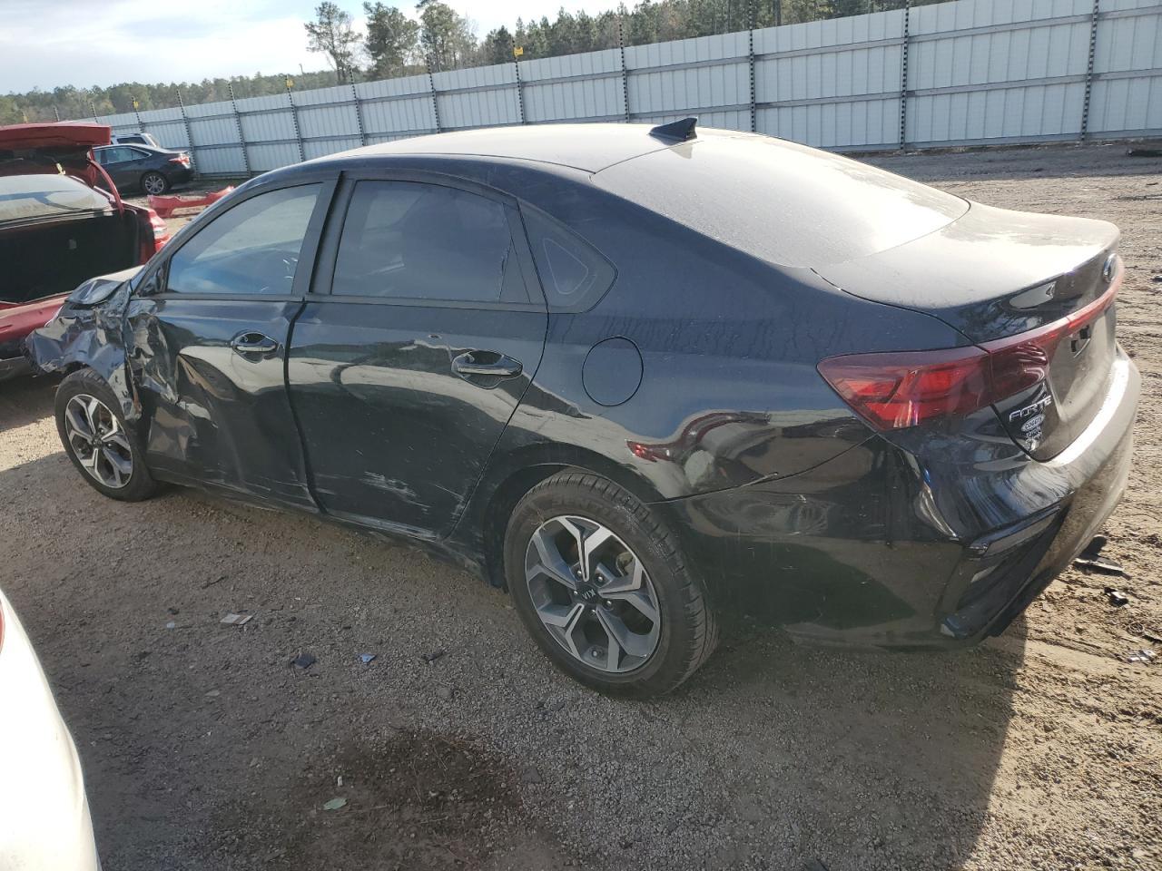 2021 KIA FORTE FE - Фото 2