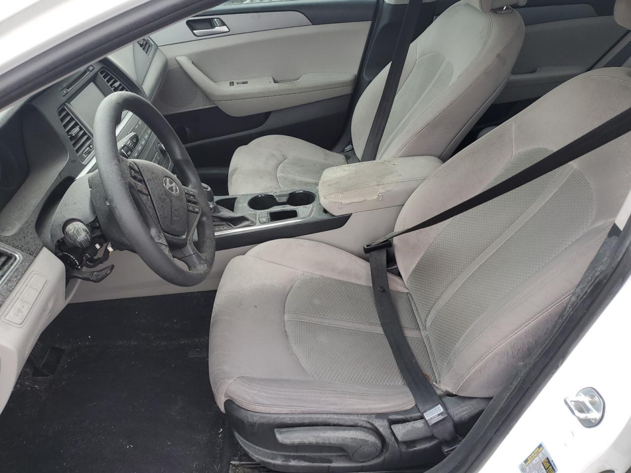 2017 HYUNDAI SONATA SE - Фото 7