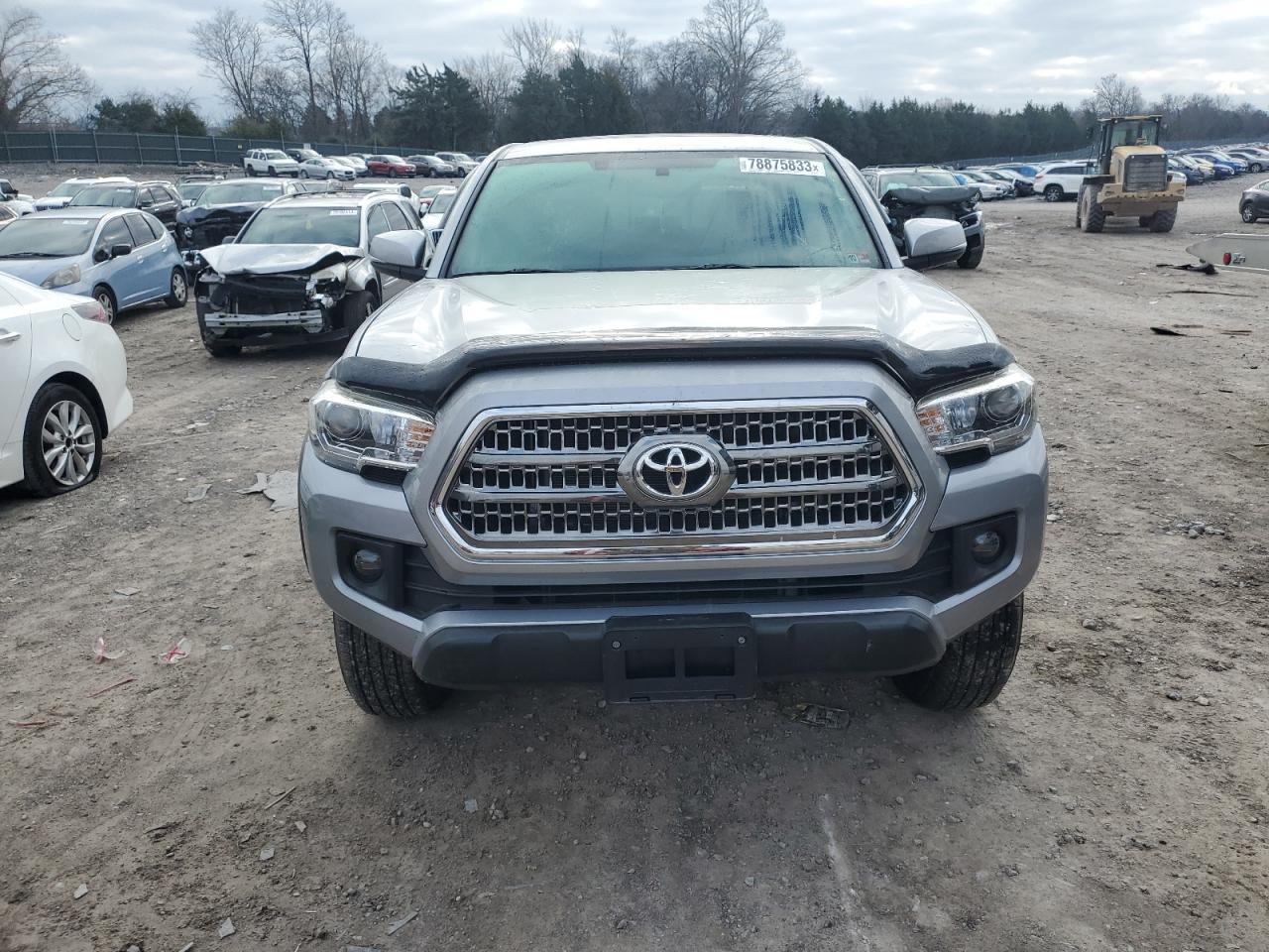 2017 TOYOTA TACOMA DOU - Фото 5