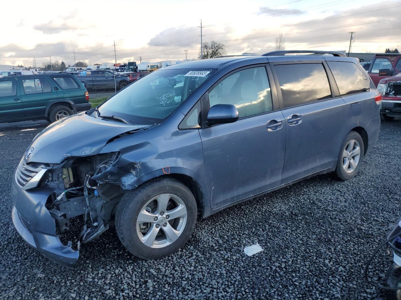 2013 TOYOTA SIENNA LE car image