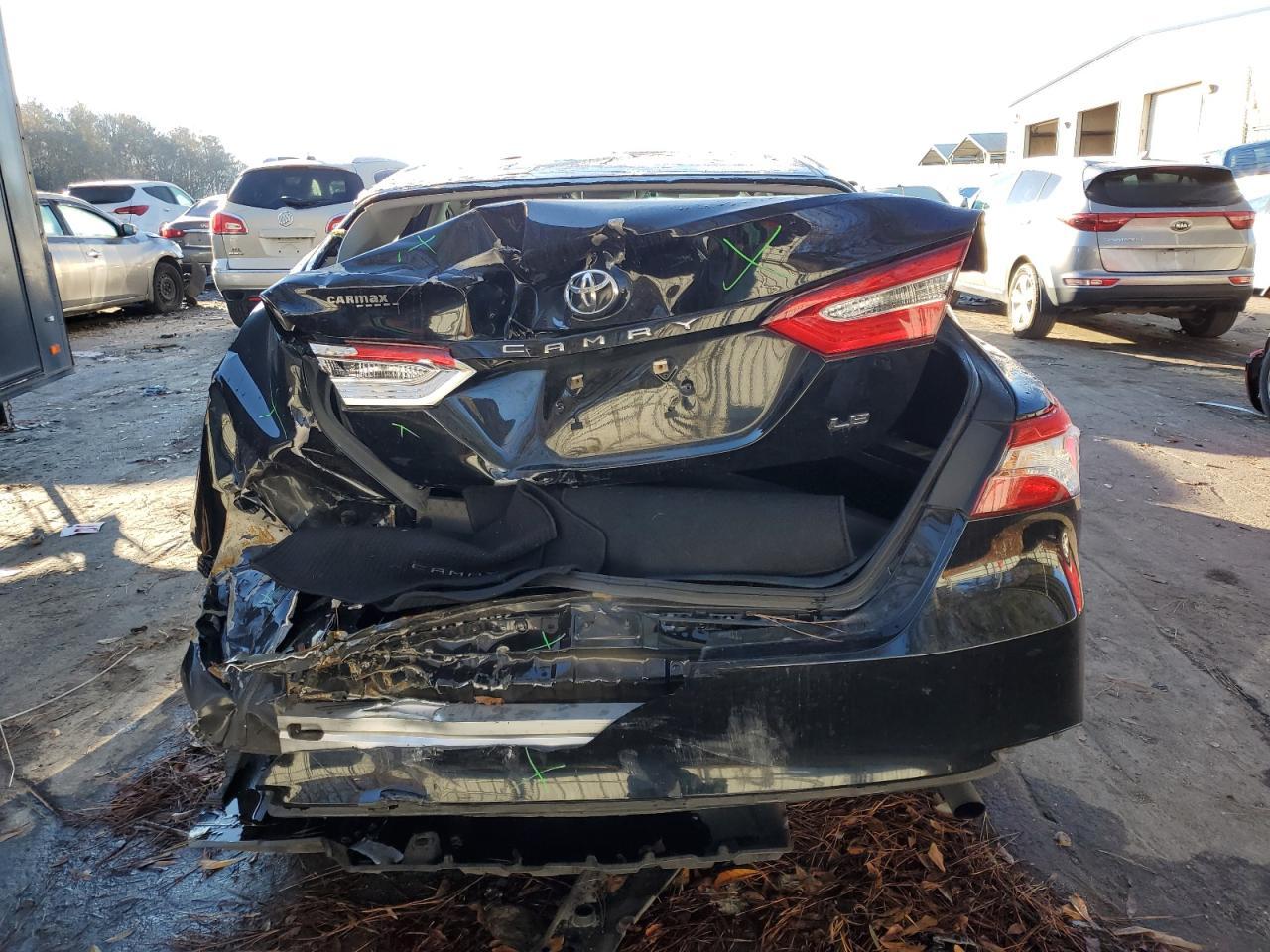 2018 TOYOTA CAMRY L - Фото 6