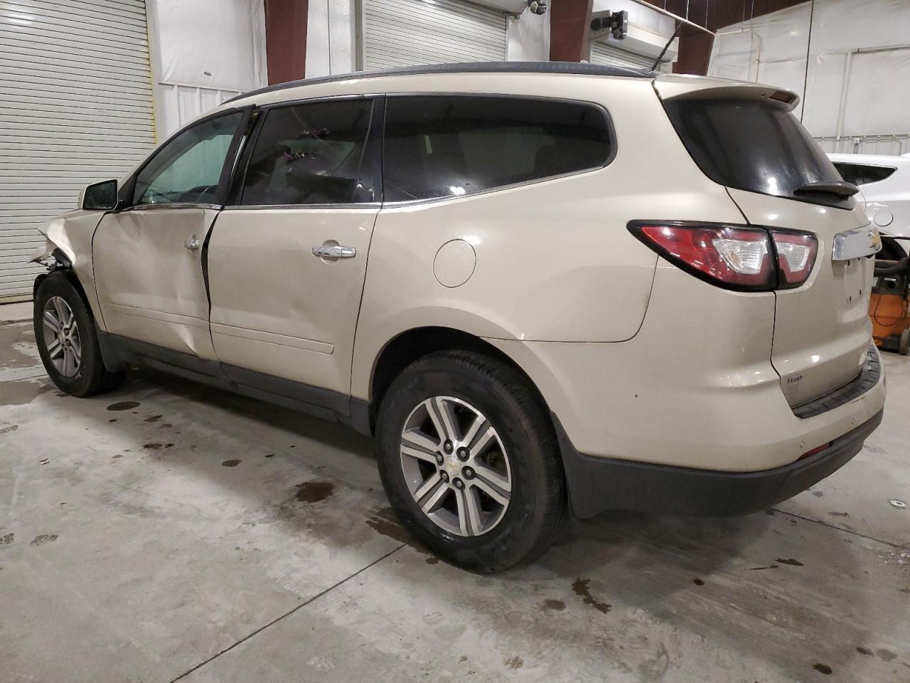 2015 CHEVROLET TRAVERSE L - Фото 2
