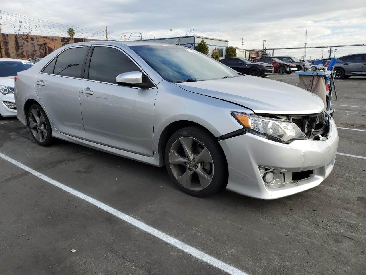 2012 TOYOTA CAMRY SE - Image 4