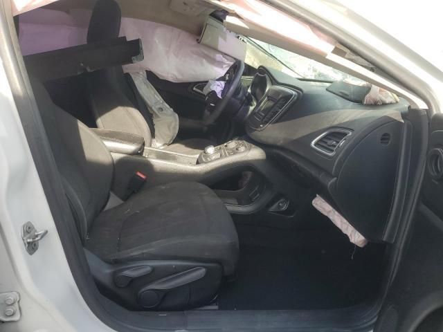 2016 Chrysler 200 Limited - Image 7