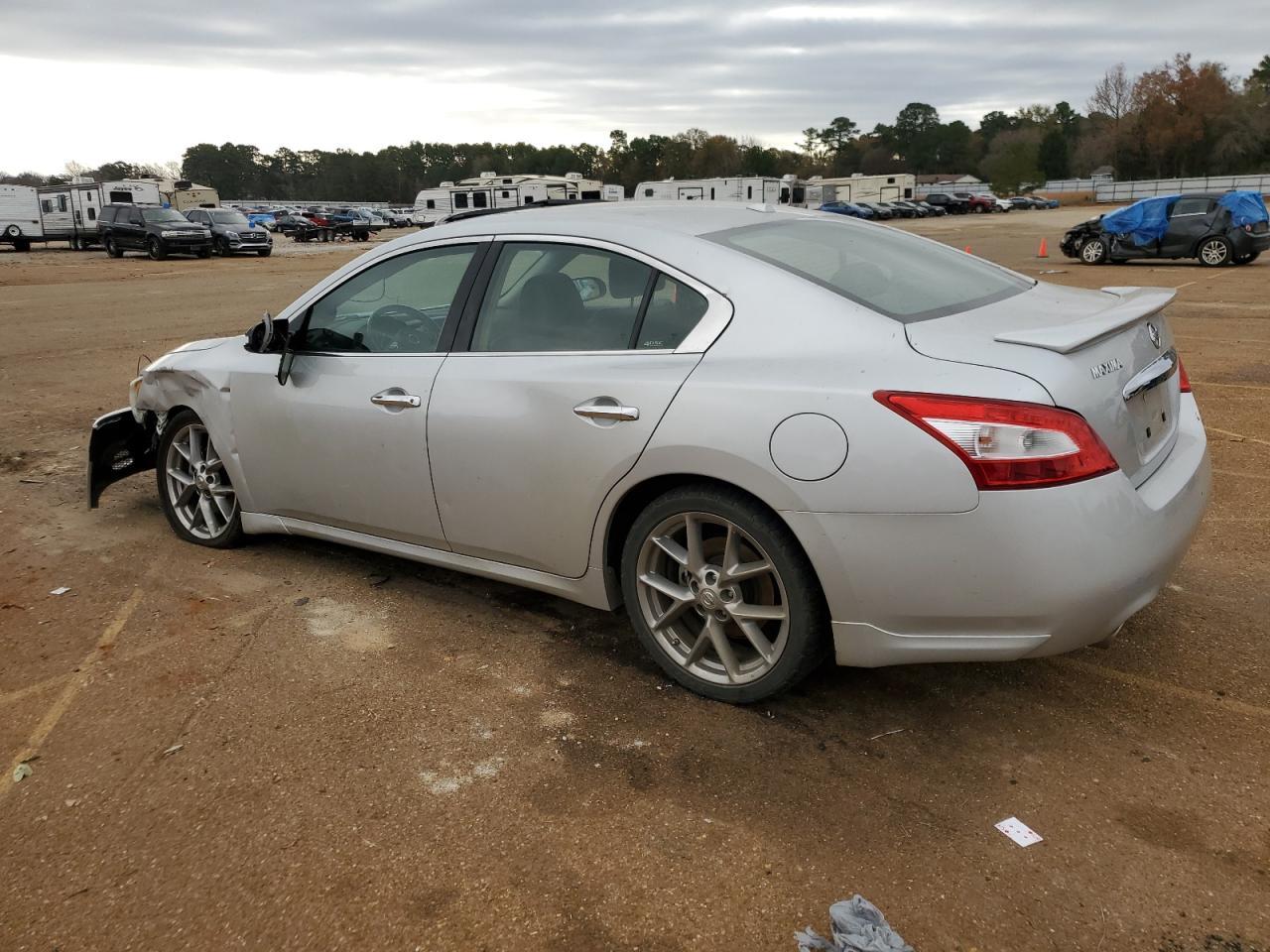 2011 NISSAN MAXIMA S - Фото 2