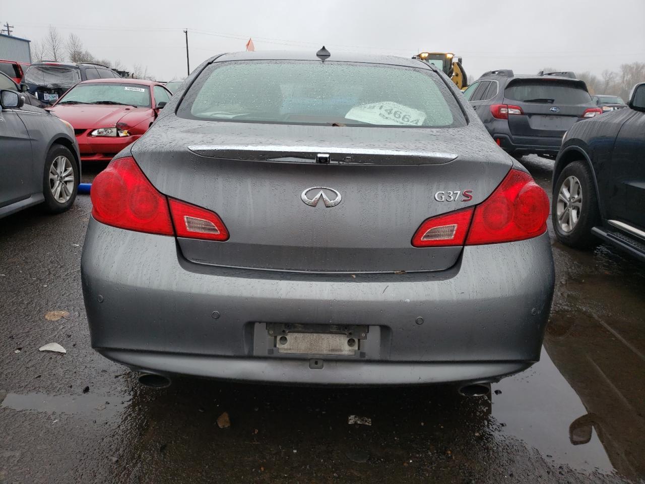 2011 INFINITI G37 BASE - Фото 6