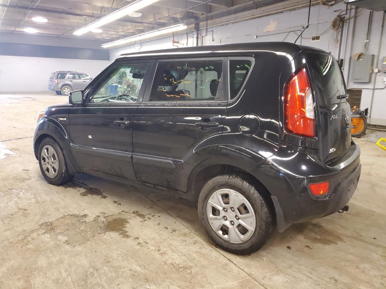 2013 KIA SOUL - Image 2