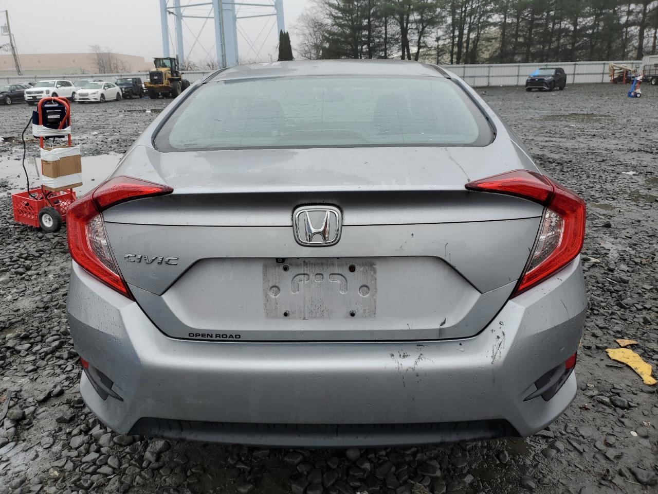 2017 HONDA CIVIC LX - Image 6