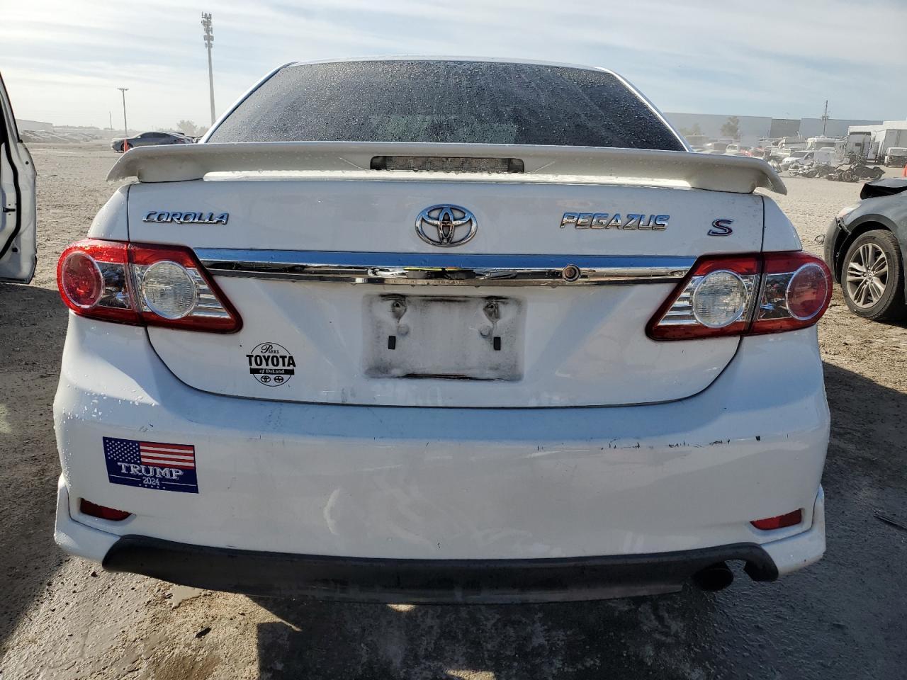 2013 TOYOTA COROLLA BA - Фото 6