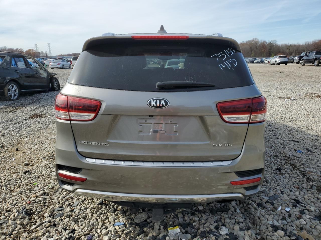 2016 KIA SORENTO SX - Image 6