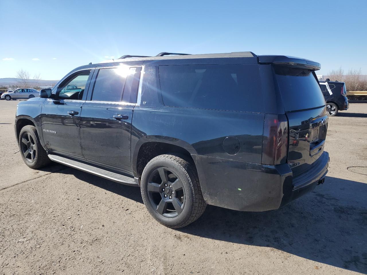 2017 CHEVROLET SUBURBAN K - Фото 2