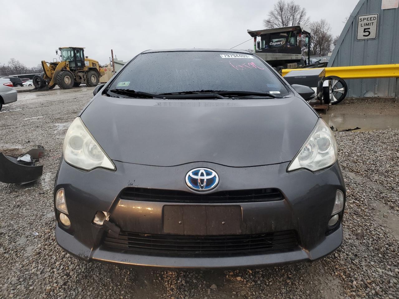 2013 TOYOTA PRIUS C - Фото 5
