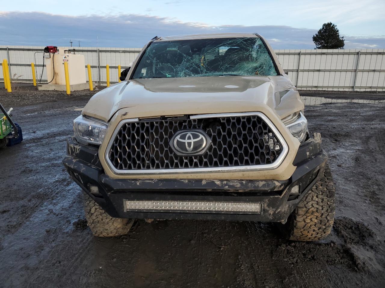 2019 TOYOTA TACOMA DOU - Фото 5