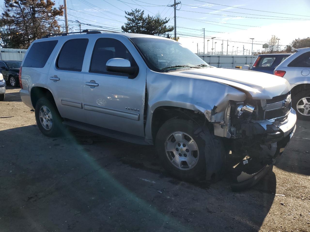 2011 CHEVROLET TAHOE K150 - Image 4
