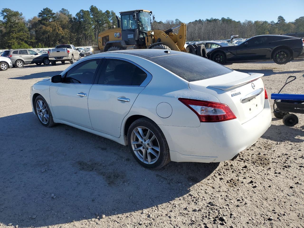 2011 NISSAN MAXIMA S - Фото 2