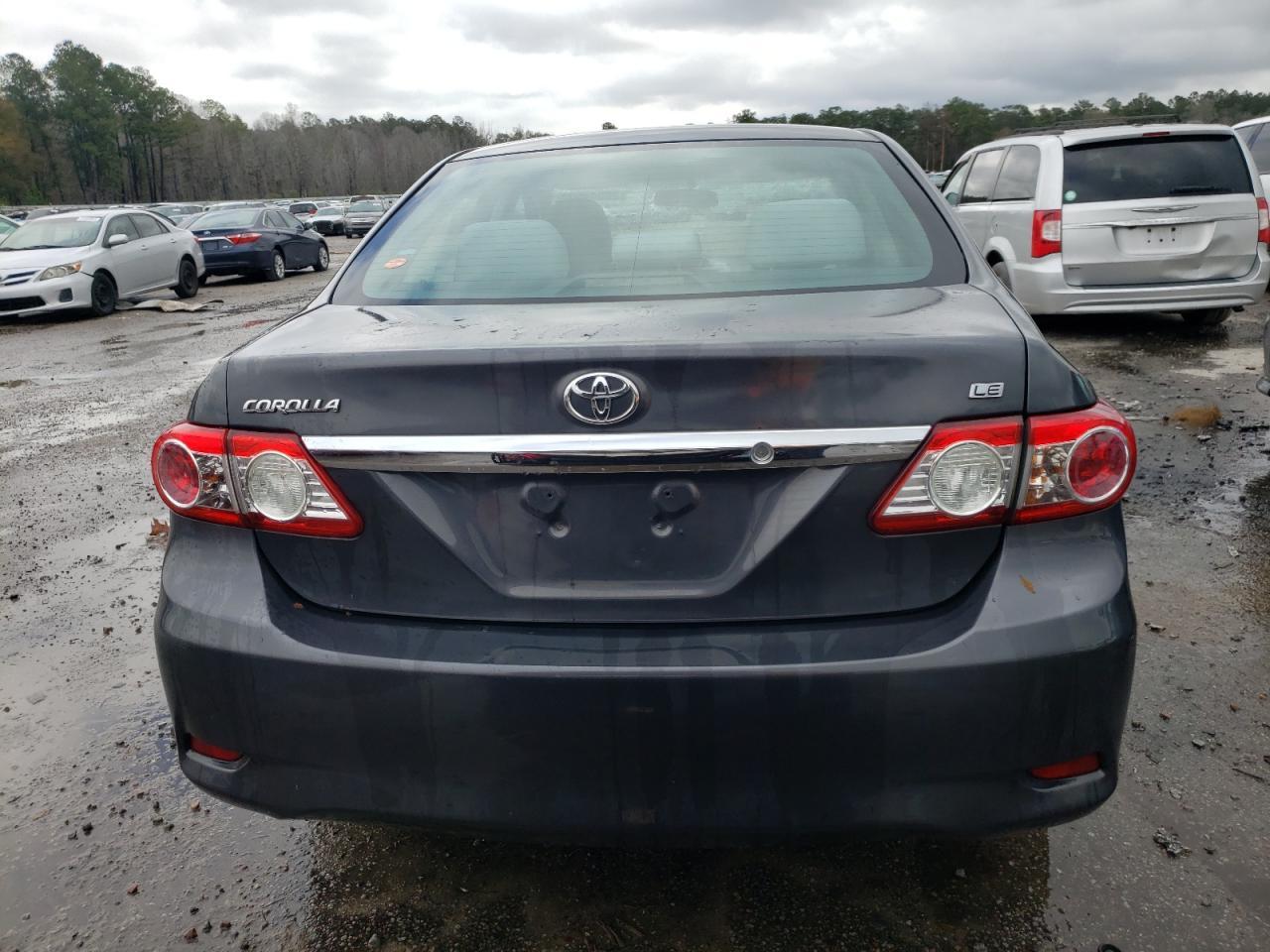 2013 TOYOTA COROLLA BA - Фото 6