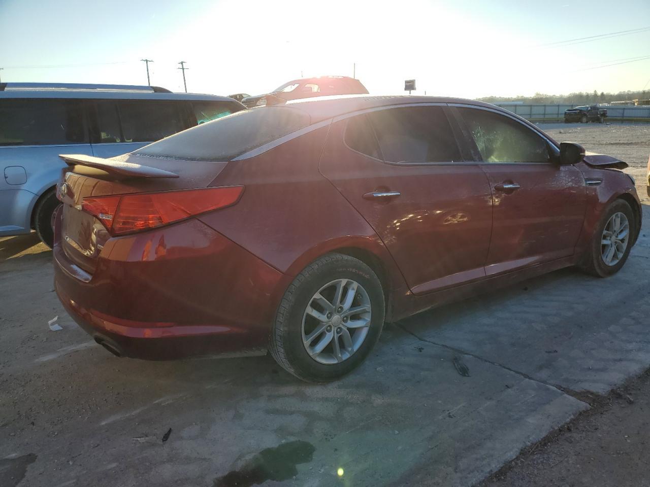 2013 KIA OPTIMA LX - Фото 3