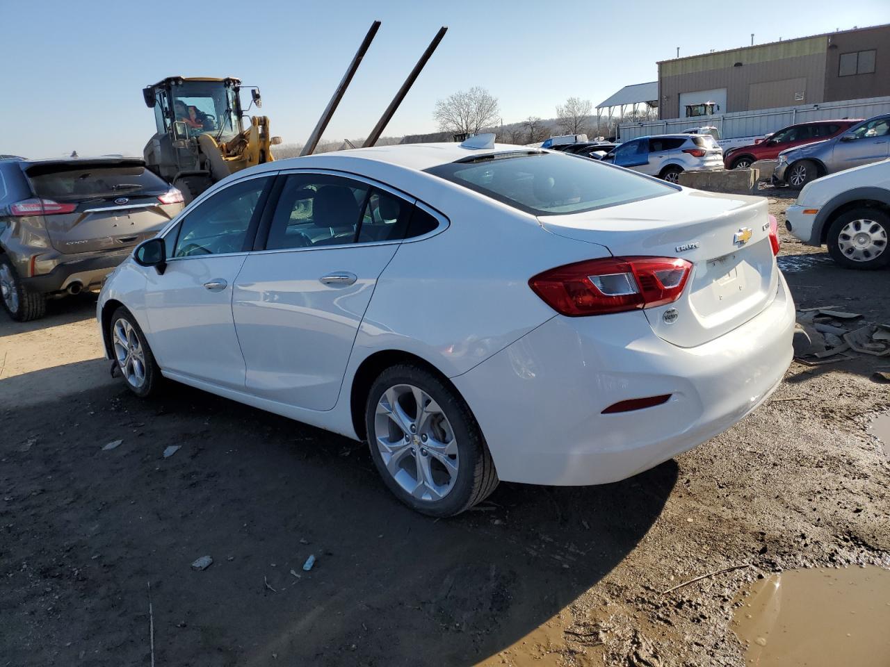 2017 CHEVROLET CRUZE PREM - Фото 2