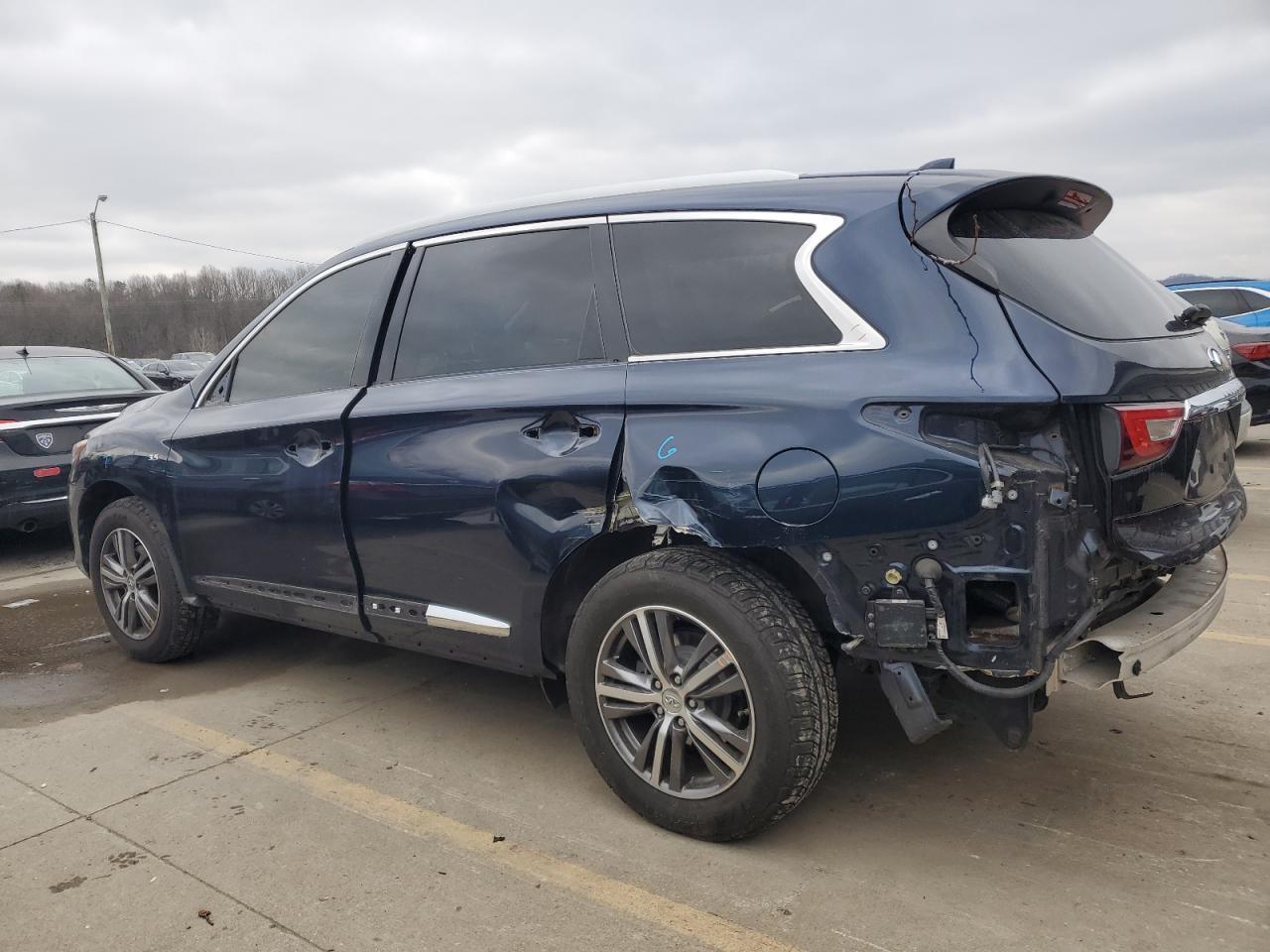 2017 INFINITI QX60 - Image 2