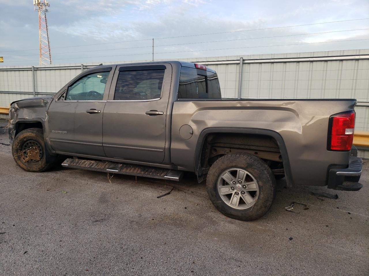 2017 GMC SIERRA K15 - Фото 2