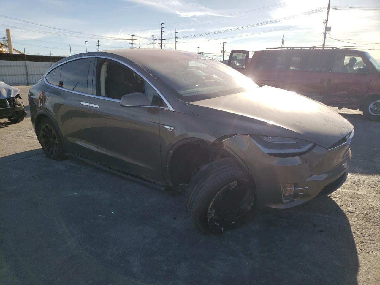 2016 TESLA MODEL X - Image 4