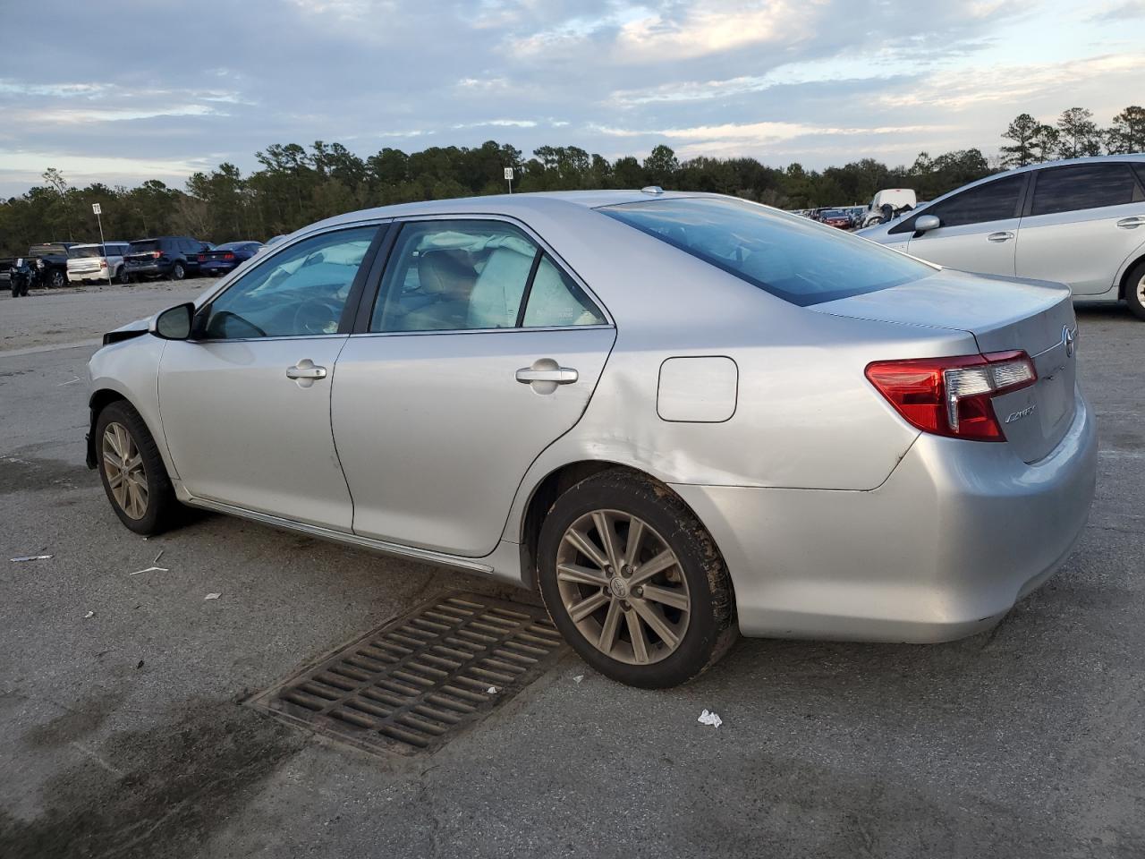 2014 TOYOTA CAMRY L - Image 2