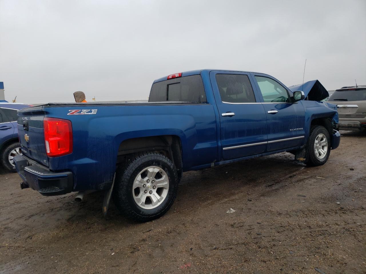 2017 CHEVROLET SILVERADO - Image 3