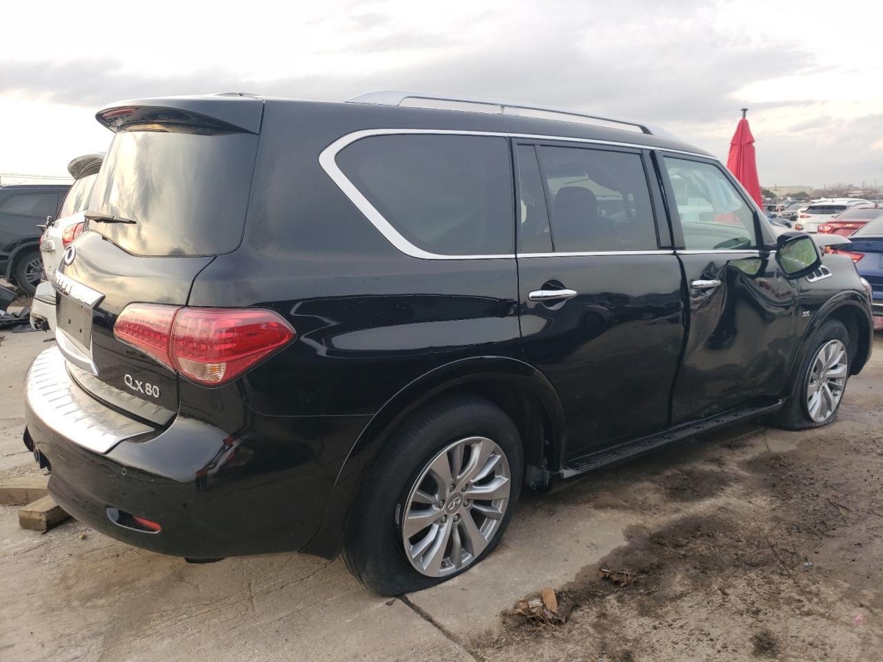 2017 INFINITI QX80 BASE - Image 3