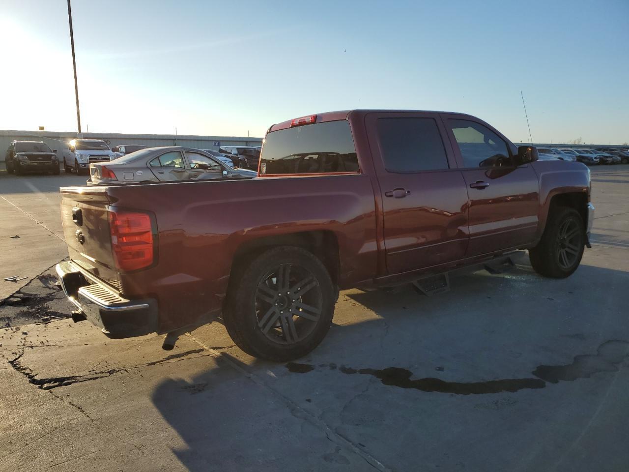 2016 CHEVROLET SILVERADO - Фото 3