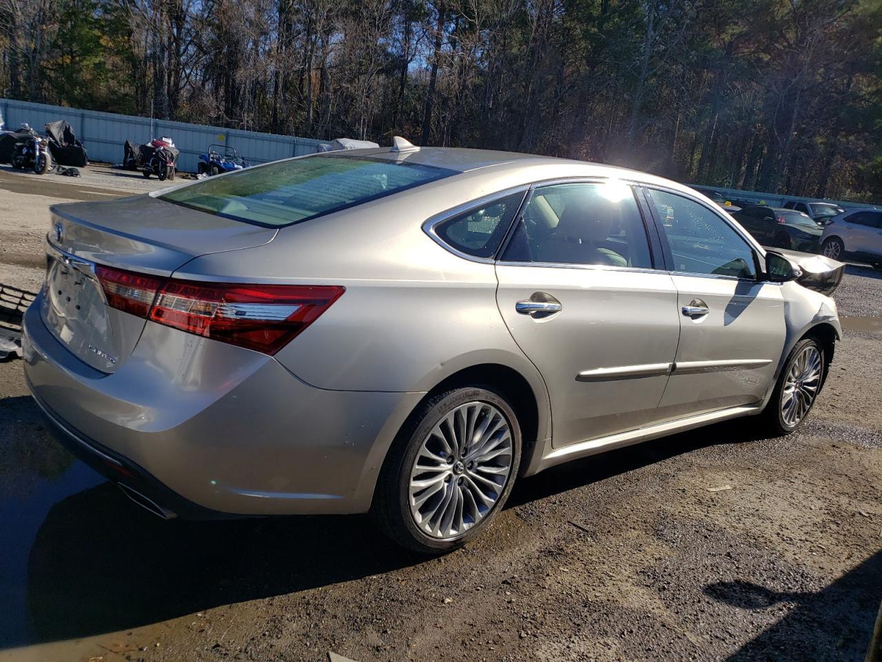 2016 TOYOTA AVALON XLE - Image 3