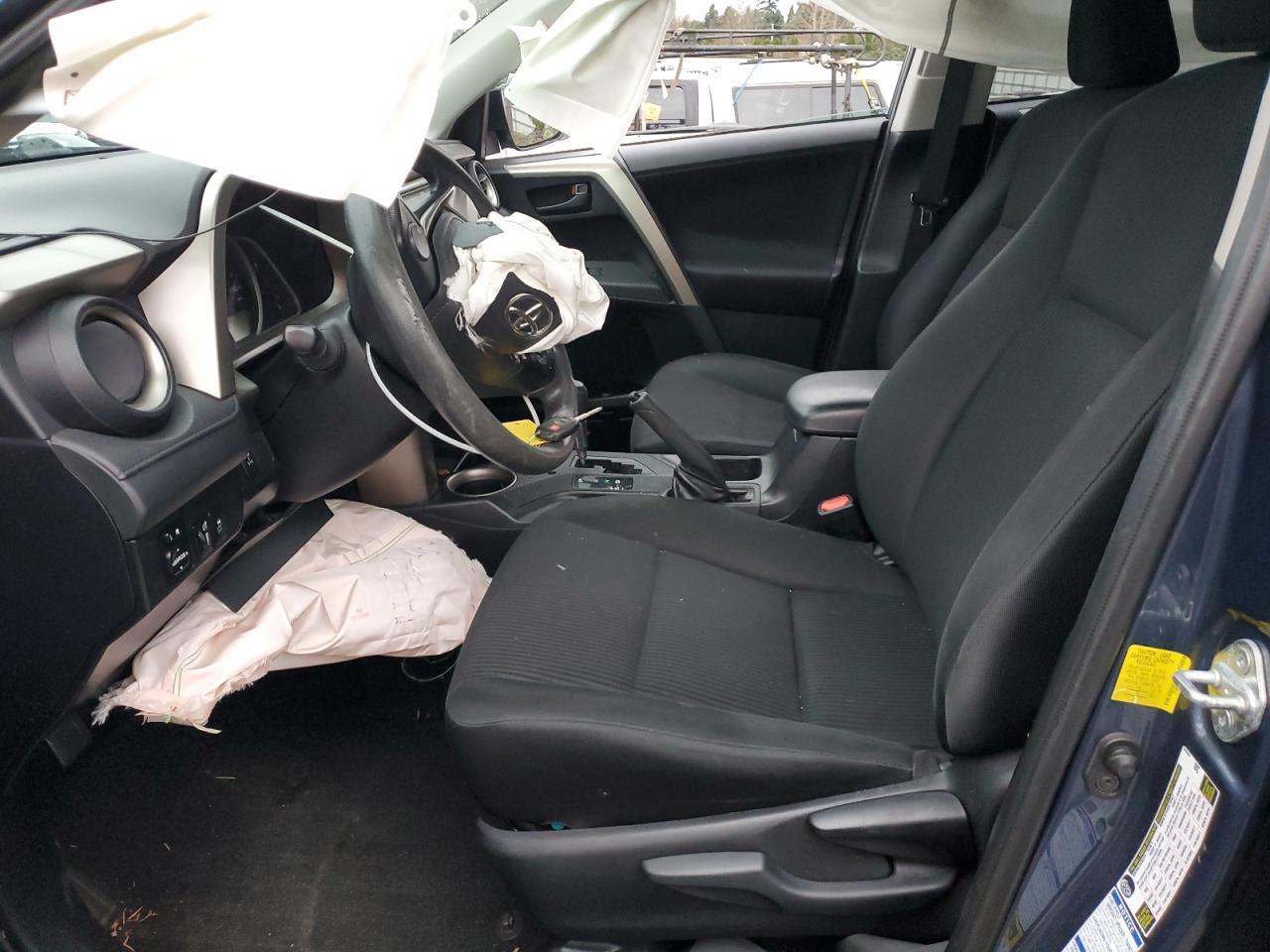 2014 TOYOTA RAV4 LE - Фото 7