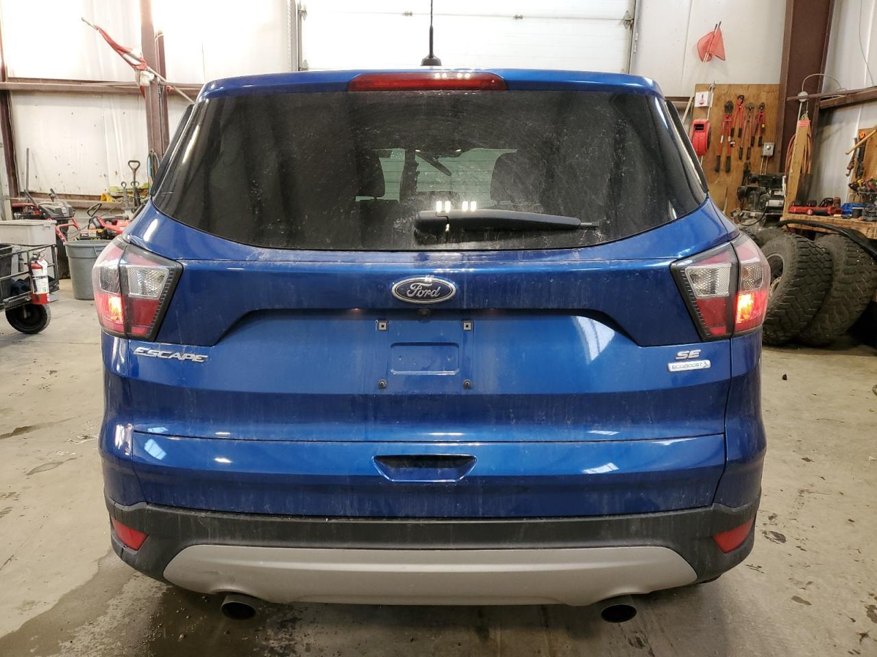 2017 FORD ESCAPE SE - Image 6