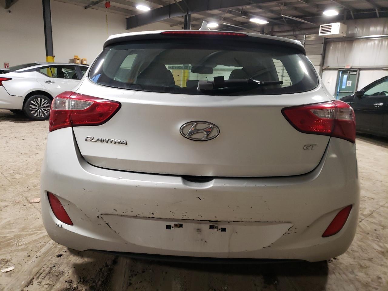 2013 HYUNDAI ELANTRA GT - Image 6