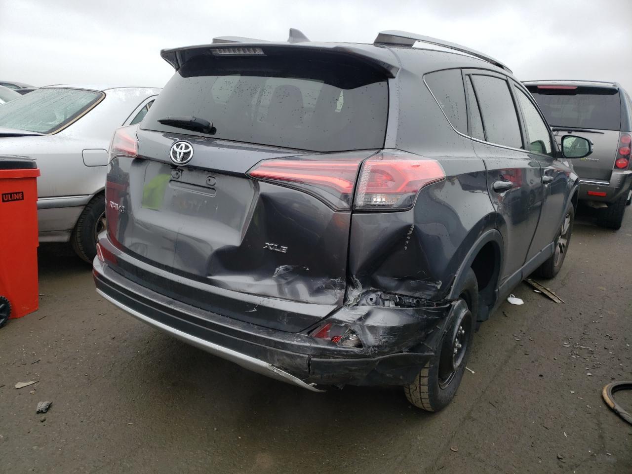 2017 TOYOTA RAV4 XLE - Image 3