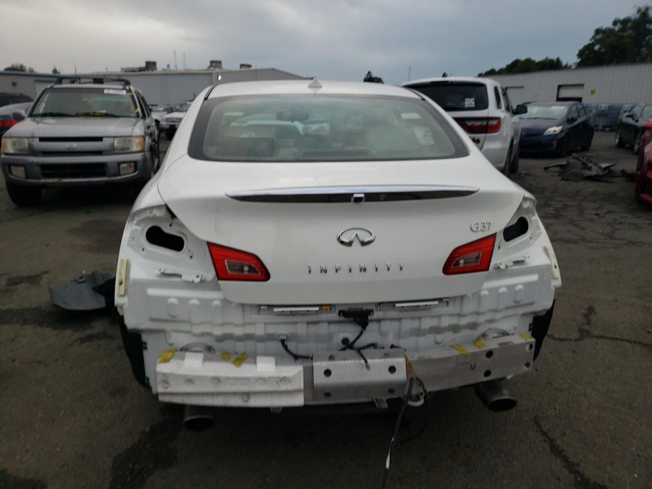 2012 INFINITI G37 BASE - Image 6