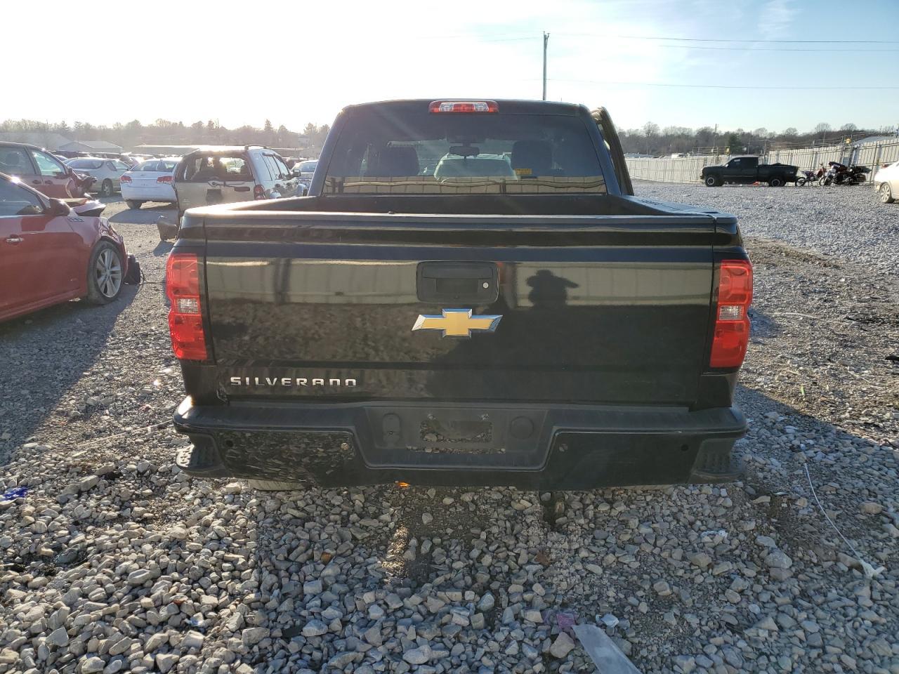 2017 CHEVROLET SILVERADO - Image 6