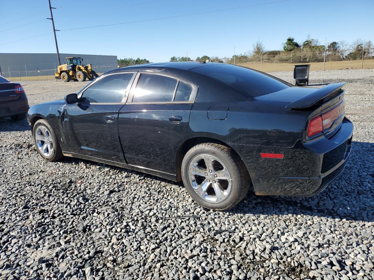 2013 DODGE CHARGER SE - Фото 2